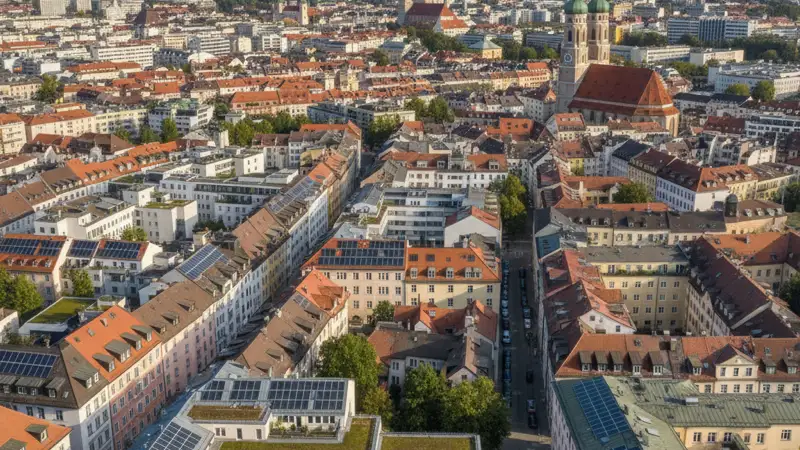 Münchner Stadtbild mit vielen Dachflächen für Photovoltaik