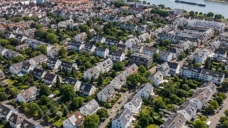 Gelderner Stadtpanorama mit Solar